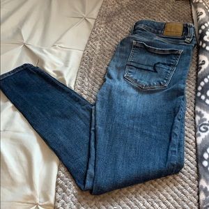 American Eagle Hi-Rise Jegging